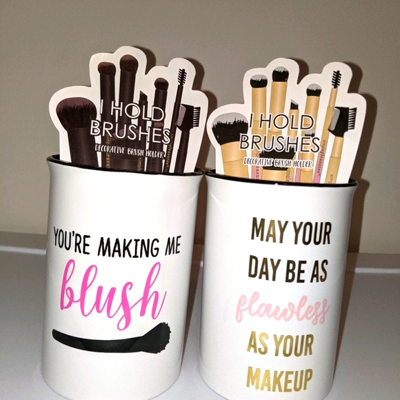 makeup hokder Other - Makeup brush holder